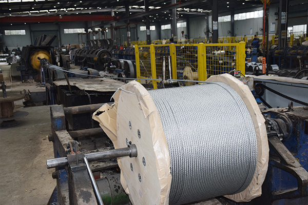 青島生產起（qǐ）重用鋼絲繩價格